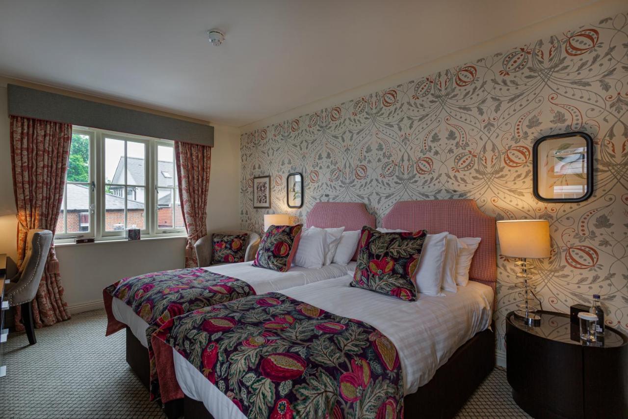 The White Horse Hotel, Romsey, Hampshire Экстерьер фото